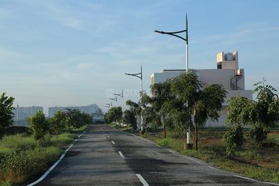 Greenfield Emerald City Internal Roads & Footpaths 2