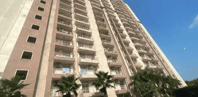 Supertech Czar Elevation 1