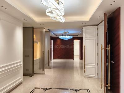 Project Image of 1600.0 - 4500.0 Sq.ft 3 BHK Builder Floor for buy in Parnami Luxurious Floors
