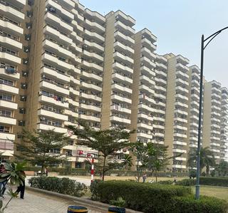 Pyramid Urban 67A Elevation 1