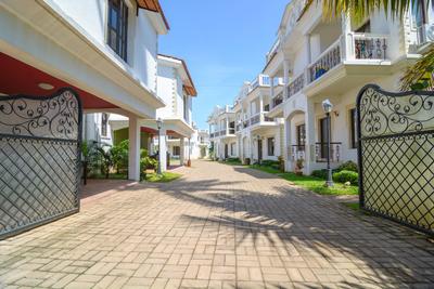 Project Image of 0.0 - 2088.0 Sq.ft 3 BHK Villa for buy in Richmonde Park