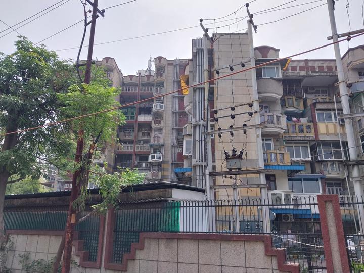 Varun Apartments - Image 4