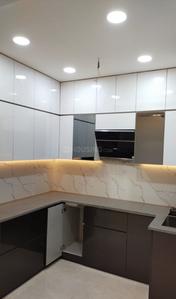 Investors House Kitchen 1
