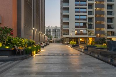 Project Image of 1126.0 - 1297.44 Sq.ft 3 BHK Apartment for buy in Shreepad Infinia