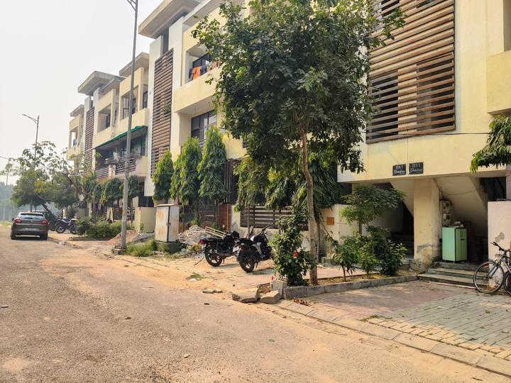 Aditya Gracious Floors - Image 4