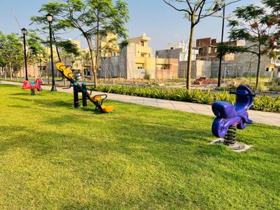 Project Image of 1076.39 - 2152.78 Sq.ft Residential Plot Plot for buy in Sapphire Royale Extension