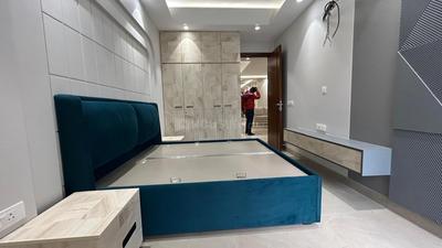 Project Image of 1800.0 - 3200.0 Sq.ft 4 BHK Builder Floor for buy in Creative Ultra Luxury Flors