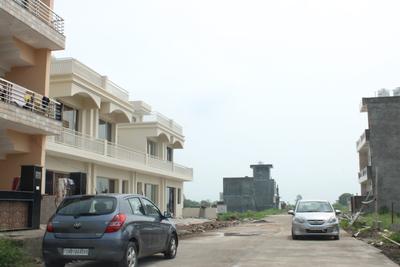 Project Image of 900.0 - 2250.0 Sq.ft Residential Plot Plot for buy in Chandigarh Royale City