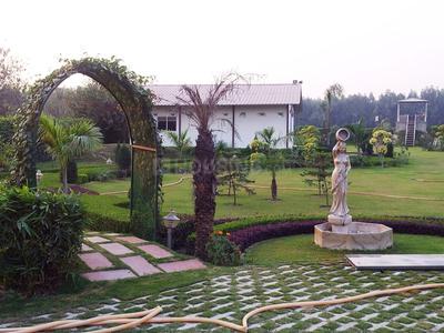 Project Image of 9071.93 - 43559.61 Sq.ft Residential Plot Plot for buy in DPL Flora Farms