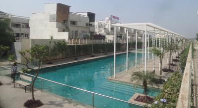 Rohan Parijat Swimming Pool 1