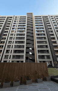 Project Image of 1067.89 - 1440.64 Sq.ft 3 BHK Apartment for buy in Pioneer Viona
