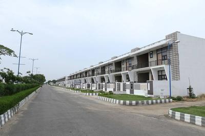 Project Image of 2441.0 - 3000.0 Sq.ft 3 BHK Villa for buy in SNG Parth City Villas