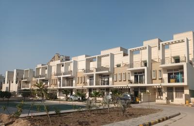 Project Image of 1690.0 - 2950.0 Sq.ft 3 BHK Villa for buy in Amrapali Dream Valley