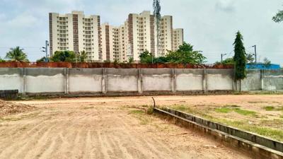 Project Image of 1200.0 - 2400.0 Sq.ft Residential Plot Plot for buy in Erayaa Indranee Lake View