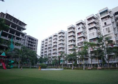 Project Image of 0.0 - 696.43 Sq.ft 2 BHK Apartment for buy in Madhuram Height