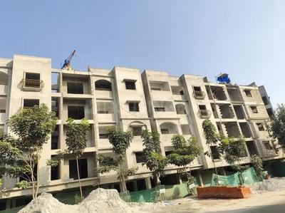 Project Image of 693.0 - 1414.0 Sq.ft 2 BHK Apartment for buy in DS Sista Grand