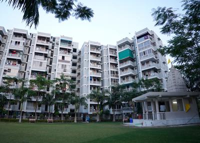 Project Image of 0.0 - 696.43 Sq.ft 2 BHK Apartment for buy in Madhuram Height