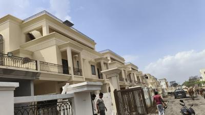 Project Image of 0.0 - 1932.98 Sq.ft 5 BHK Villa for buy in Florenza County 1