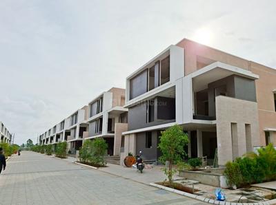 Project Image of 0.0 - 5255.0 Sq.ft 5 BHK Villa for buy in Hallmark Imperia