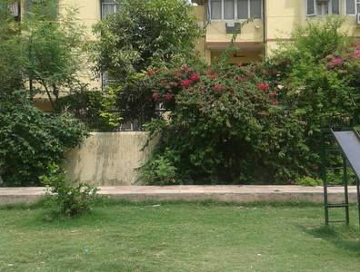 Fine Home Apartments Landscape Garden and Tree Planting 1