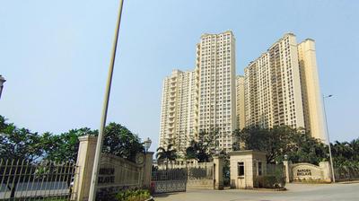 Project Image of 694.27 - 911.38 Sq.ft 2 BHK Apartment for buy in Persipina Grandstand