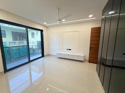 Project Image of 0.0 - 3229.0 Sq.ft 4 BHK Builder Floor for buy in Nirantar Estate Floors