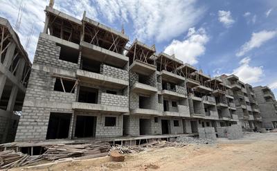 Project Image of 1040.0 - 1665.0 Sq.ft 2 BHK Apartment for buy in Aakriti Emerald