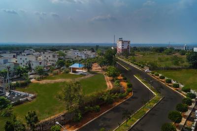 Project Image of 0.0 - 2697.0 Sq.ft 3 BHK Villa for buy in Pragnya Riverbridge Developers Bridge County Villas