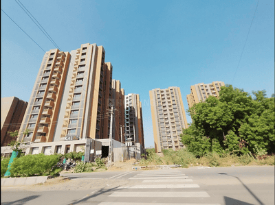 Project Image of 0.0 - 1350.0 Sq.ft 2 BHK Apartment for buy in Kalasagar Skies