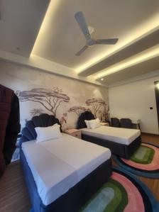 Project Image of 0.0 - 5058.0 Sq.ft 5 BHK Apartment for buy in Paramount Luxury Builder Floors 16