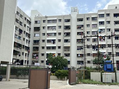 Dream Shelter Elevation 1