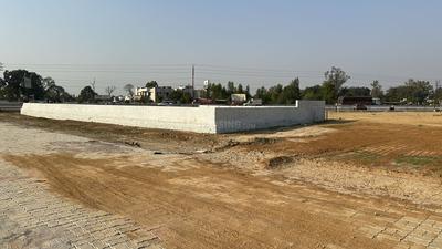 Project Image of 954.86 - 3002.82 Sq.ft Residential Plot Plot for buy in Yash Paradise