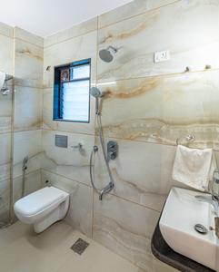 Project Image of 656.0 - 1350.0 Sq.ft 1 BHK Apartment for buy in Doshi Om Apartment