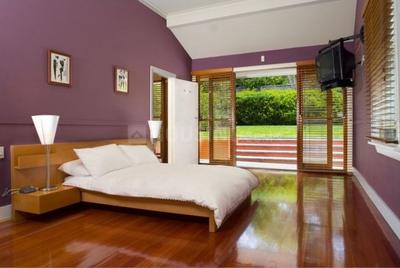 Gallery Cover Pic of Land Pearl