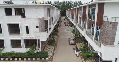 Project Image of 2460.0 - 4492.0 Sq.ft 4 BHK Villa for buy in Shravanthi Oakridge