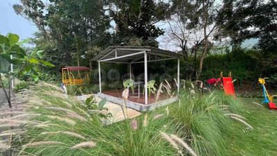 Castle Marigolds Valley Children's play area 2