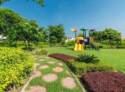 Eldeco Shaurya Plots Children's play area 3