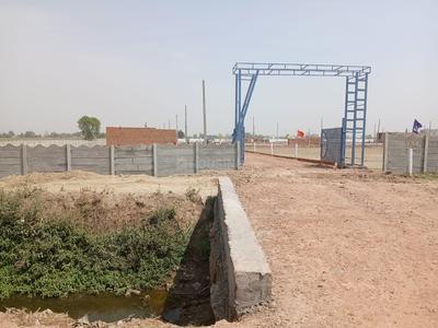 Project Image of 450.0 - 900.0 Sq.ft Residential Plot Plot for buy in Del NCR Golden City