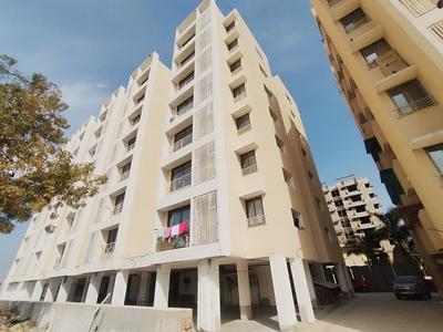 Project Image of 1134.0 - 1179.0 Sq.ft 2 BHK Apartment for buy in Gayatri Maitri Lake View