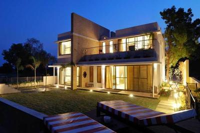 Savvy Saarus Enclave Elevation 1