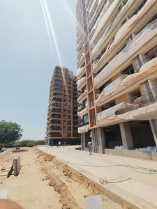 Project Image of 3200 Sq.ft 4 BHK Apartment / Flat for sale in Thaltej for Rs. 23000000