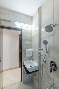 Project Image of 656.0 - 1350.0 Sq.ft 1 BHK Apartment for buy in Doshi Om Apartment