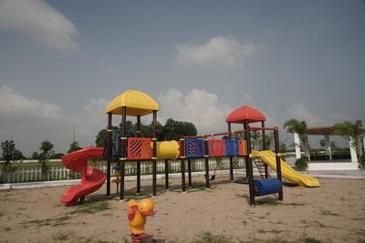 Shanthi Royal Park Children's play area 1