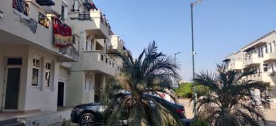 Project Image of 1524.0 - 1750.0 Sq.ft 3 BHK Apartment for buy in Emaar The Terraces Villa Floors