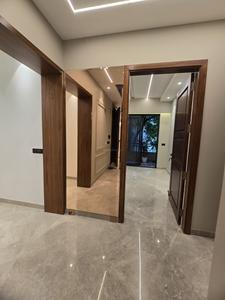 Project Image of 2700.0 - 4500.0 Sq.ft 4 BHK Builder Floor for buy in DLF Luxury Floors