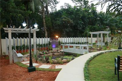 Project Image of 0.0 - 1165.0 Sq.ft 2 BHK Apartment for buy in ABAD Royal Gardens