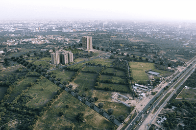 Project Image of 2327.8 - 4510.83 Sq.ft 4 BHK Apartment for buy in Samor The Gold Skyvilla