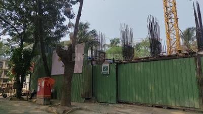 Project Image of 810 Sq.ft 2 BHK Apartment / Flat for sale in Bandra East for Rs. 33500000