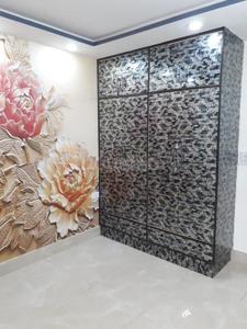 Krishna Builder Floor Bedroom 1