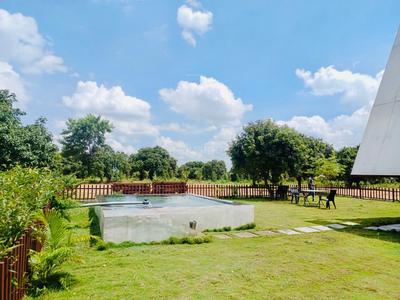 Iconic Farms Amenities 1